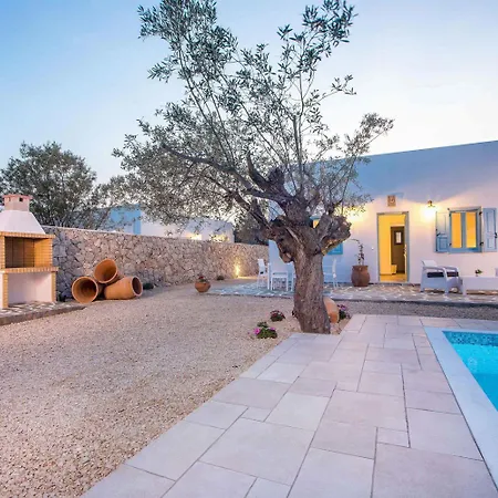 Dream White Kalathos